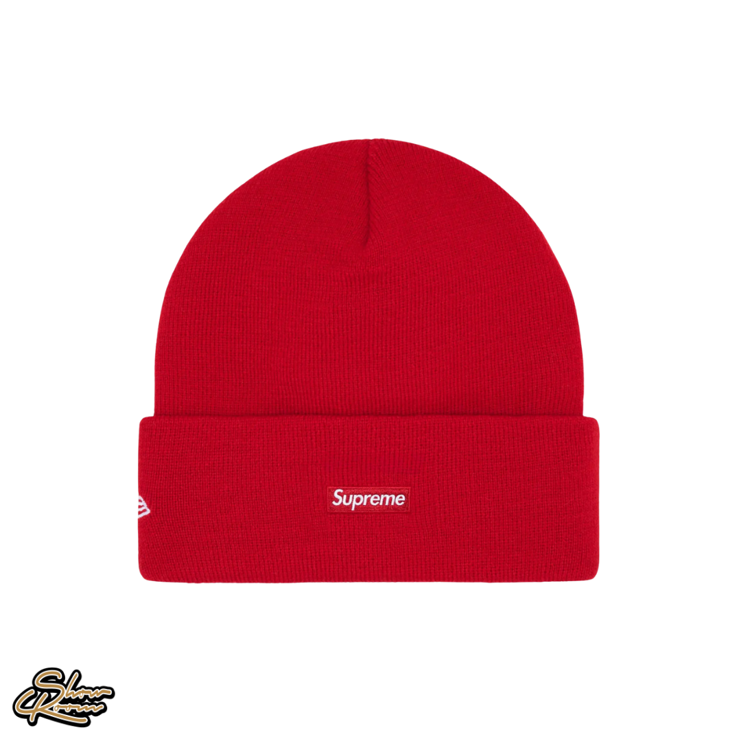 Supreme New Era® Old English Beanie 