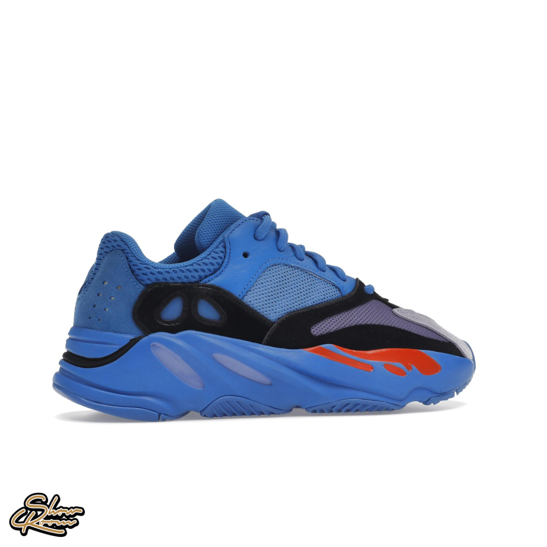 Yeezy 700 