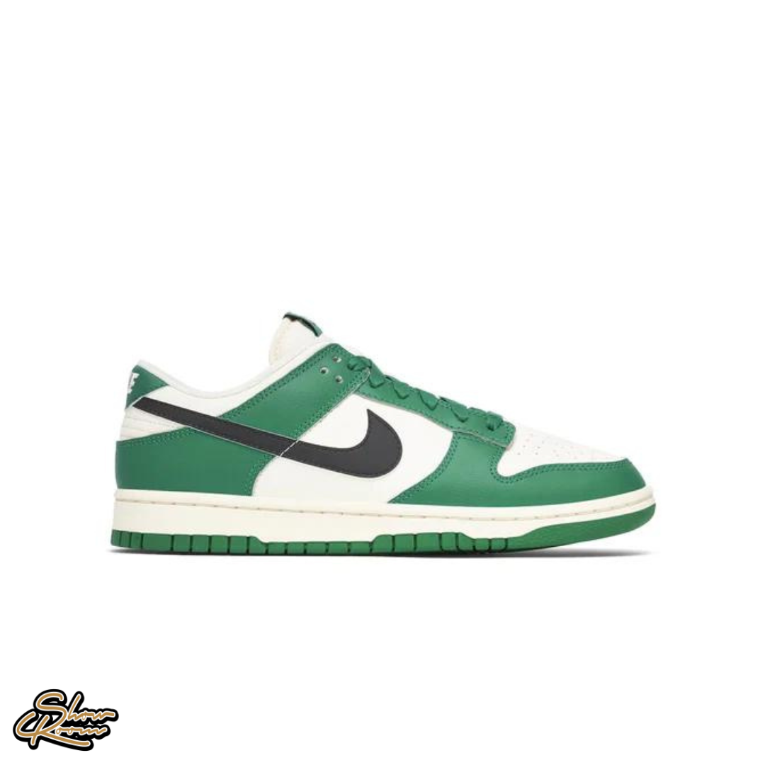 Nike Dunk Low SE 