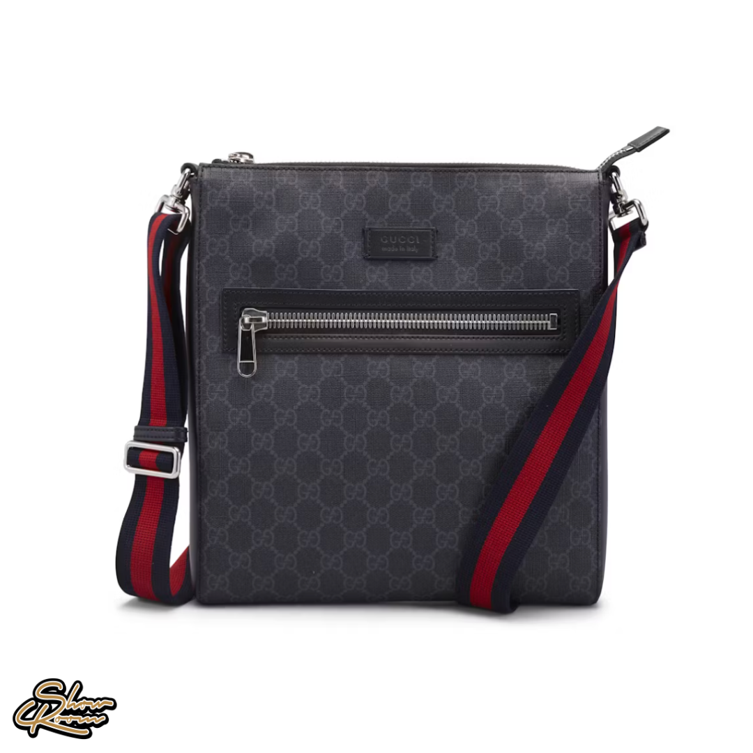 Gucci GG Supreme Messenger 